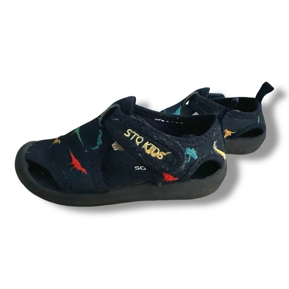 STQ Kids | Quick Dry Water Shoes (6T) 🦕